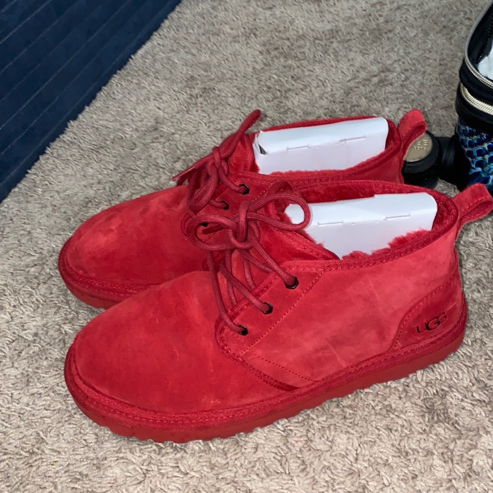 Red ugg men